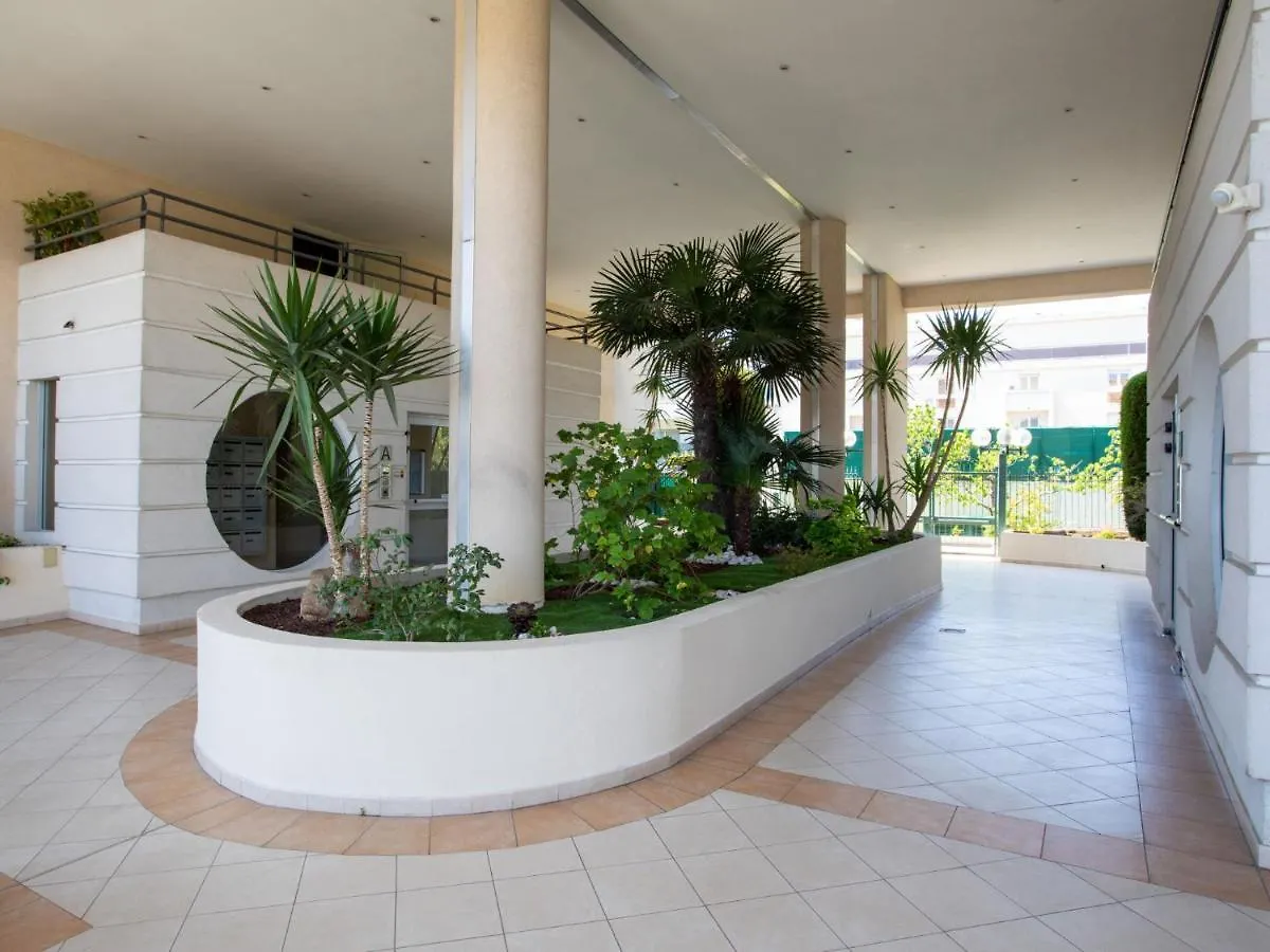 Apartment Le Lagon Bleu By Interhome Cagnes-sur-Mer France